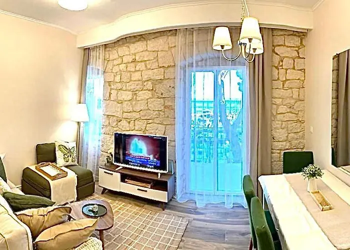 Apartment Pupa